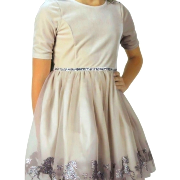 Zunie champagne girl dress 👗 size 6 - Picture 1 of 8